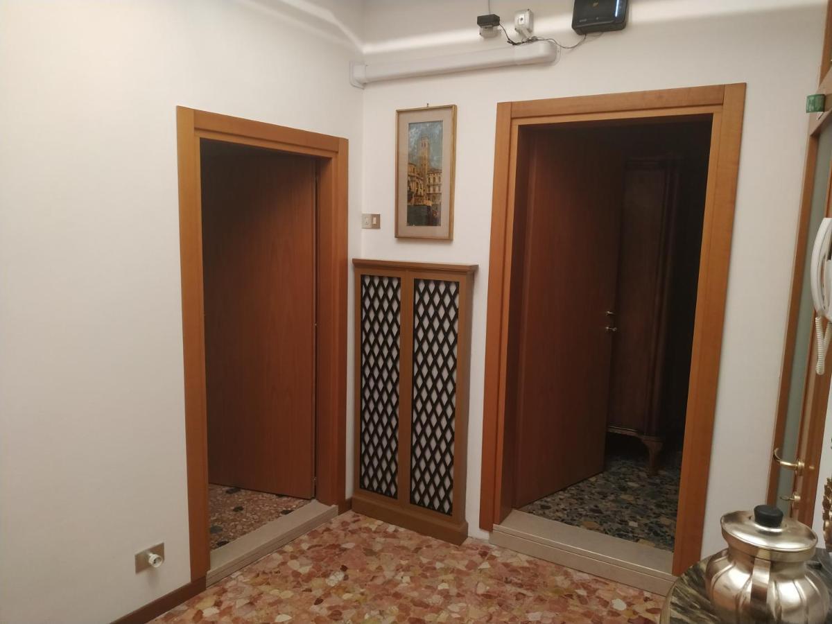 Guizzo Apartment Venezia Екстер'єр фото