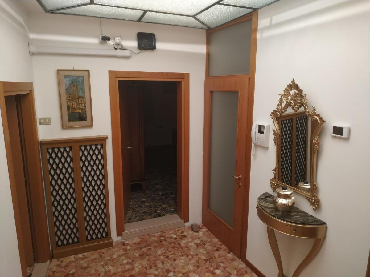Guizzo Apartment Venezia Екстер'єр фото